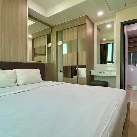 Dusit Grand Condo View # Utrip Jomtien Beach Exterior photo