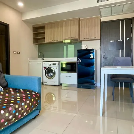 Dusit Grand Condo View # Utrip Jomtien Beach Exterior photo
