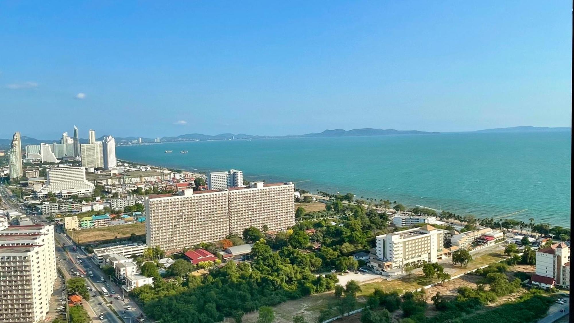 Dusit Grand View # Utrip * Jomtien Beach