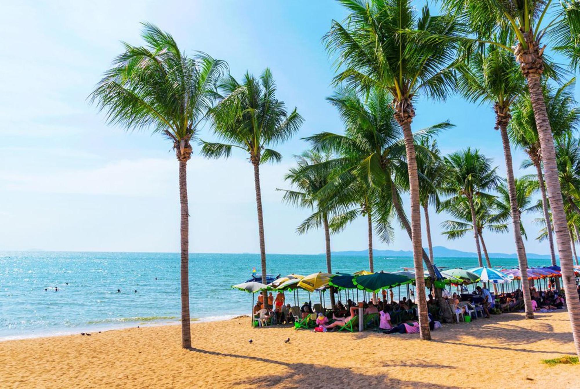 Dusit Grand View # Utrip Apartment Jomtien Beach