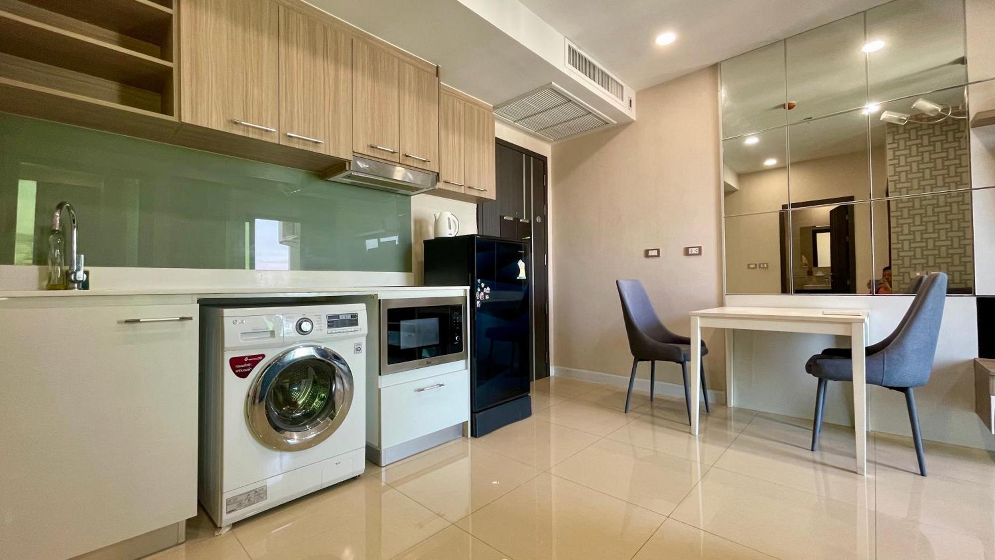 Apartment Dusit Grand View # Utrip
